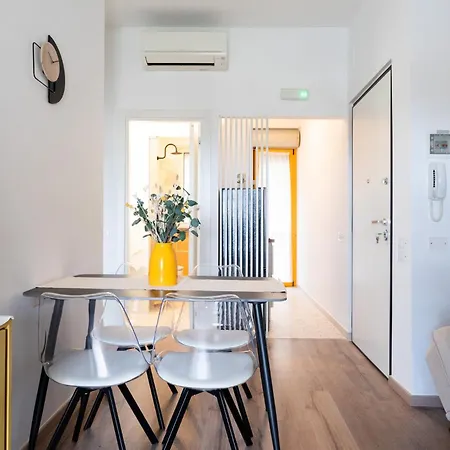 아파트 Casa Levante By Wonderful Italy 바리